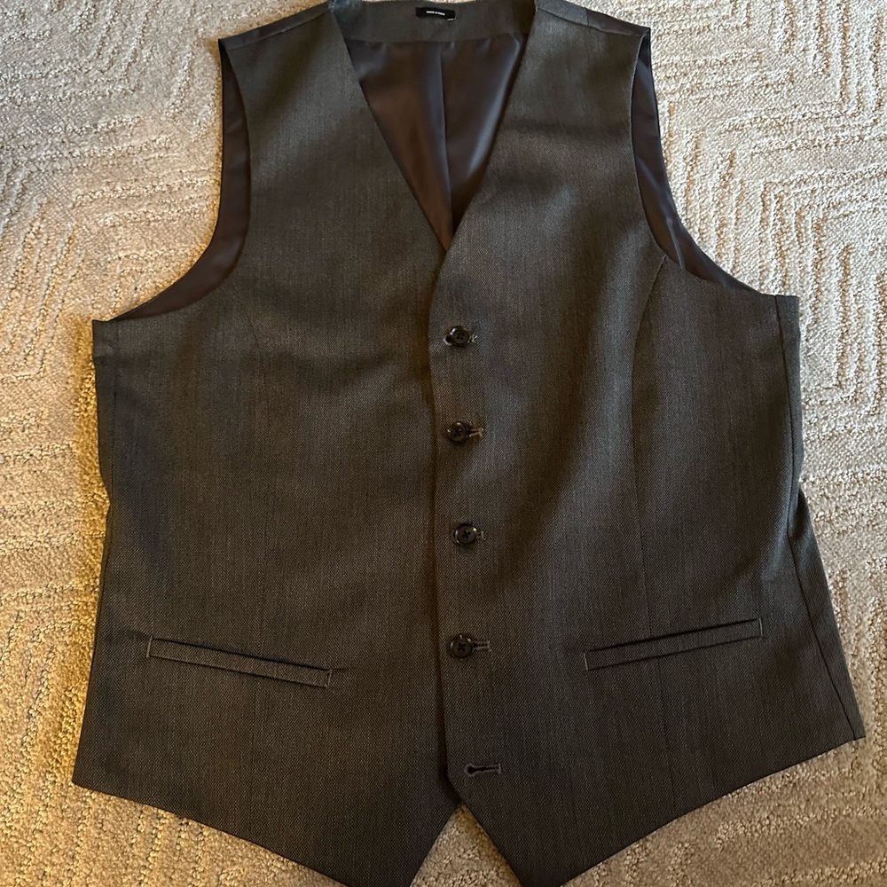 men dress vest size med